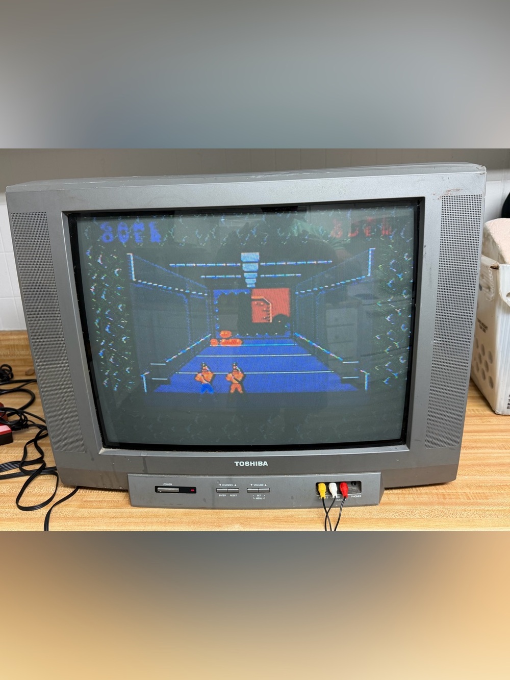 Toshiba 20" CRT TV 20A42 Retro Gaming Stereo Sound